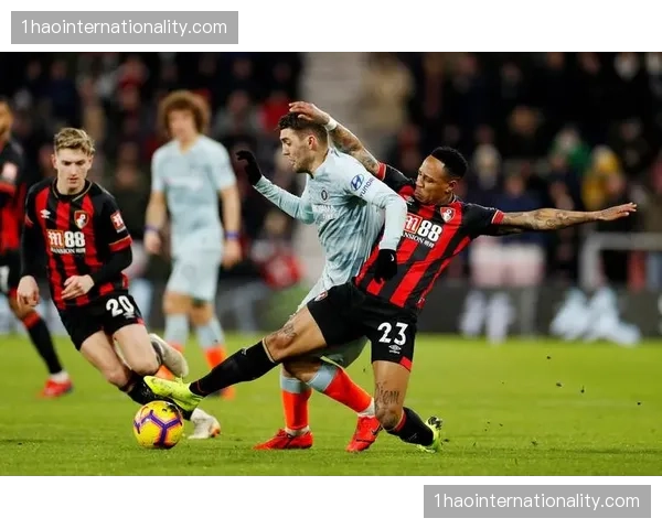 伯恩茅斯将高位压迫内化为第二本能，瞬间决策训练提升效率